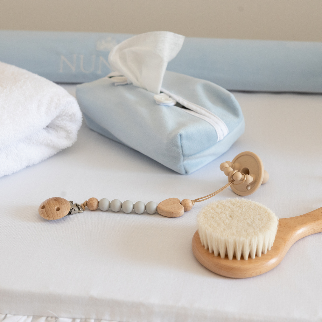 משטח החתלה לתינוק