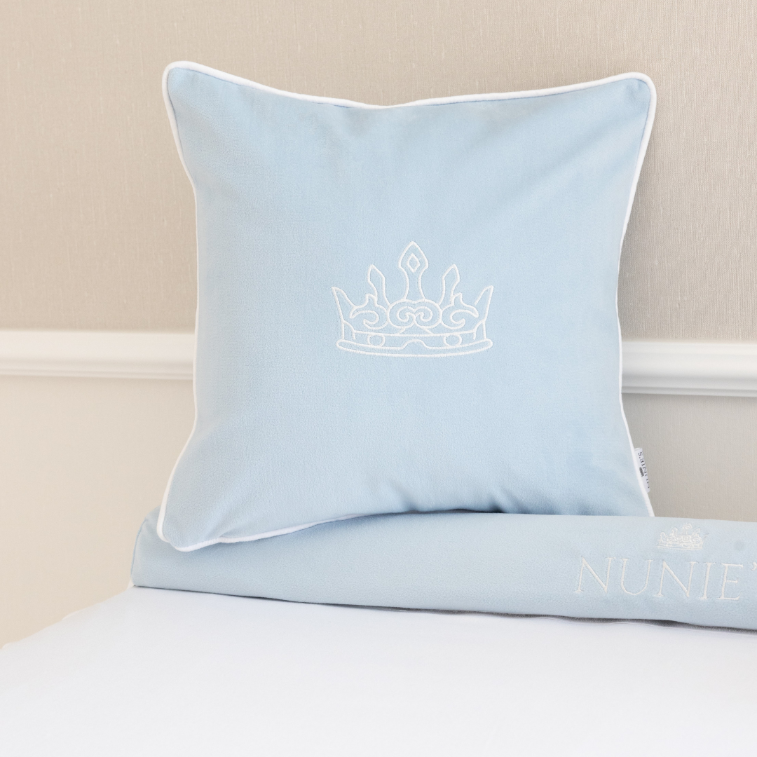 כרית נוי קטיפה